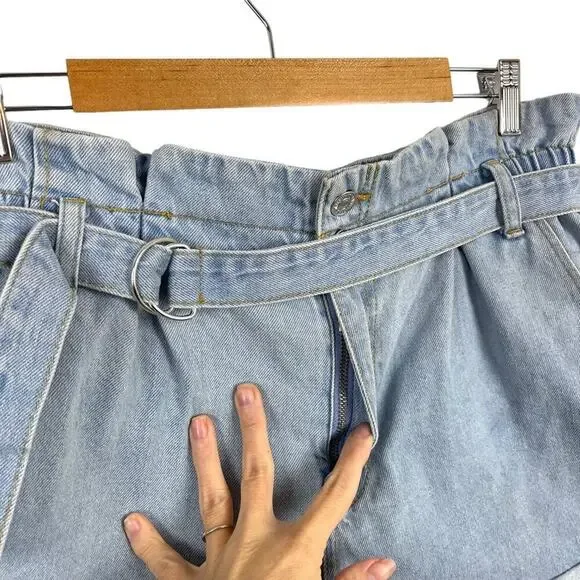 FOREVER 21 BAGGY PAPERBAG HIGH RISE SHORTS WITH BELT LIGHT WASH SIZE 31 - Picture 4 of 10